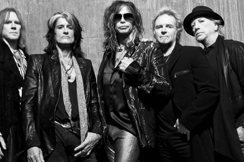 Aerosmith Announces Retirement Following Steven Tyler’s Vocal Cord Injury: Singers Expose Health Risks in the Music Industry